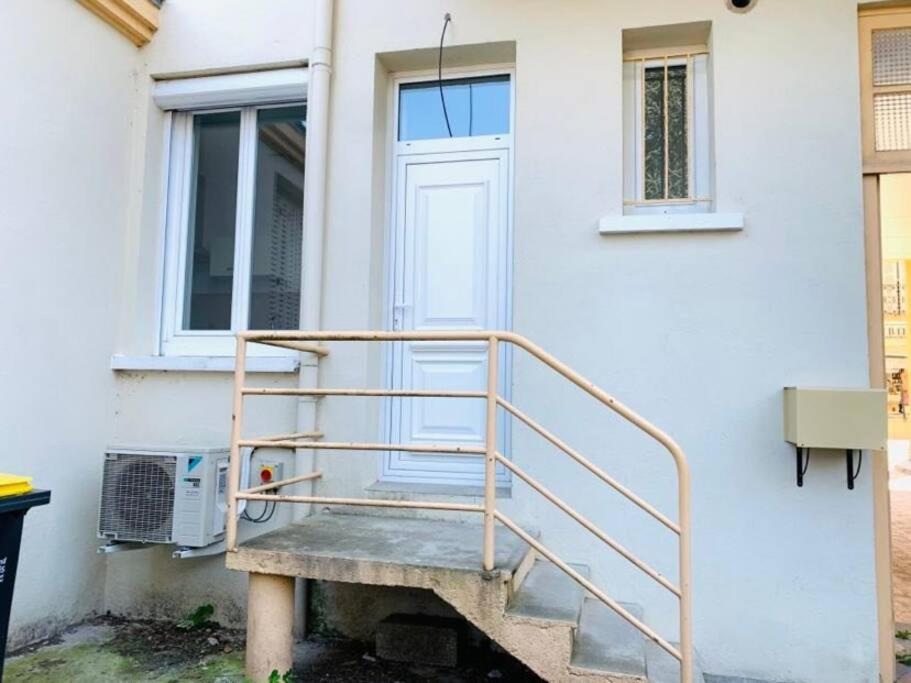 Appartement Plein Centre パライユ・ル・モニアル エクステリア 写真